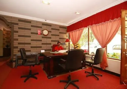 מונאר Hotel Sn הודו